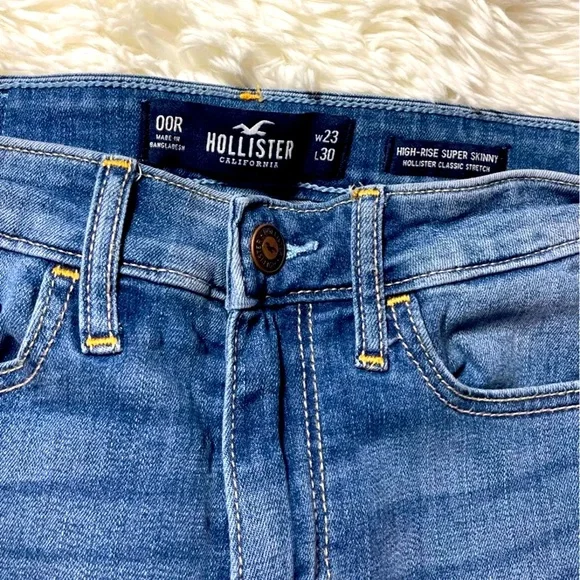 Women’s Hollister jeans size 23 inch